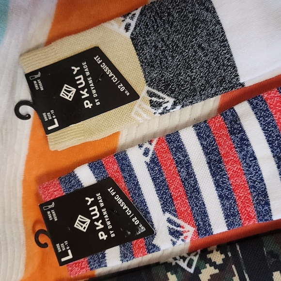 3 Pairs PKWY by Dwyane Wade Classic Crew Socks - Picture 3 of 5